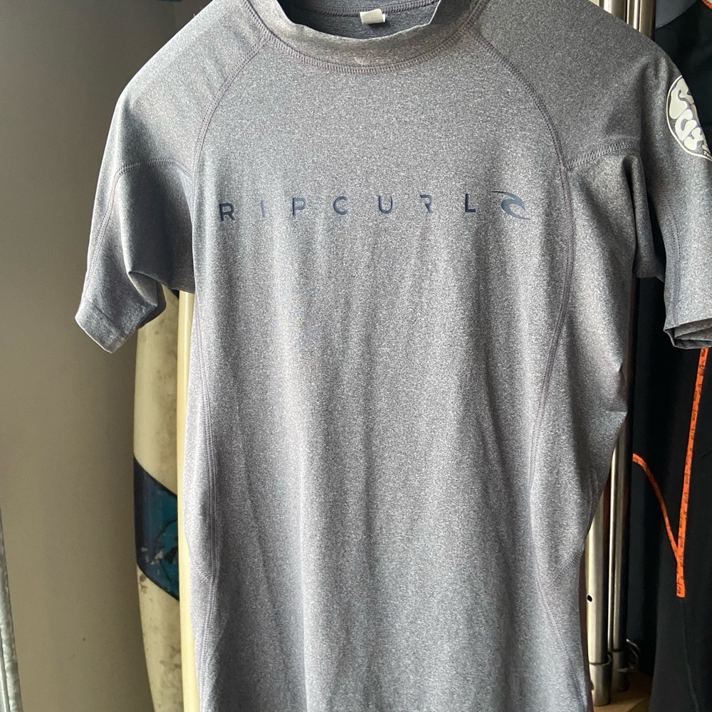 Rip Curl Rashguard, Sz. M - Picture 2 of 5